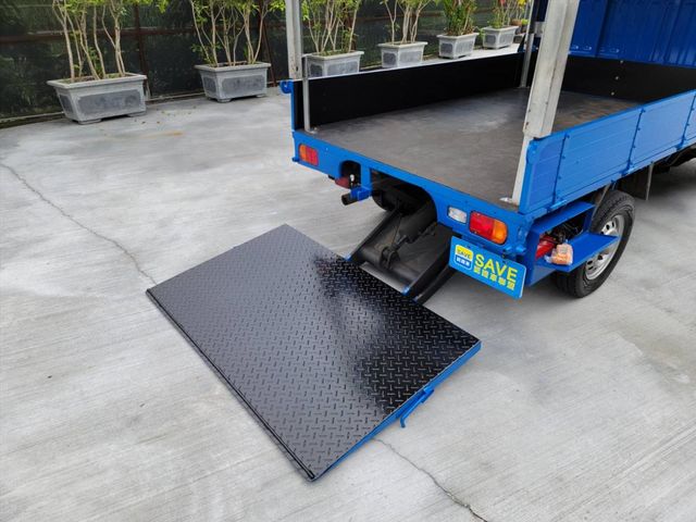 VERYCA 1.3 只跑3萬 超美貨車  第21張相片