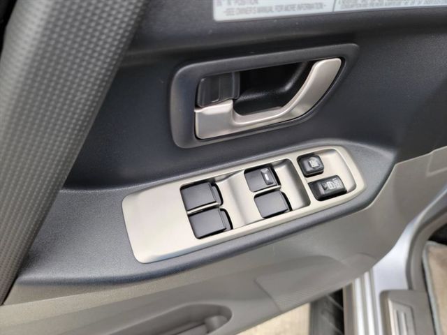 稀有純種4WD七人座休旅車  第19張相片