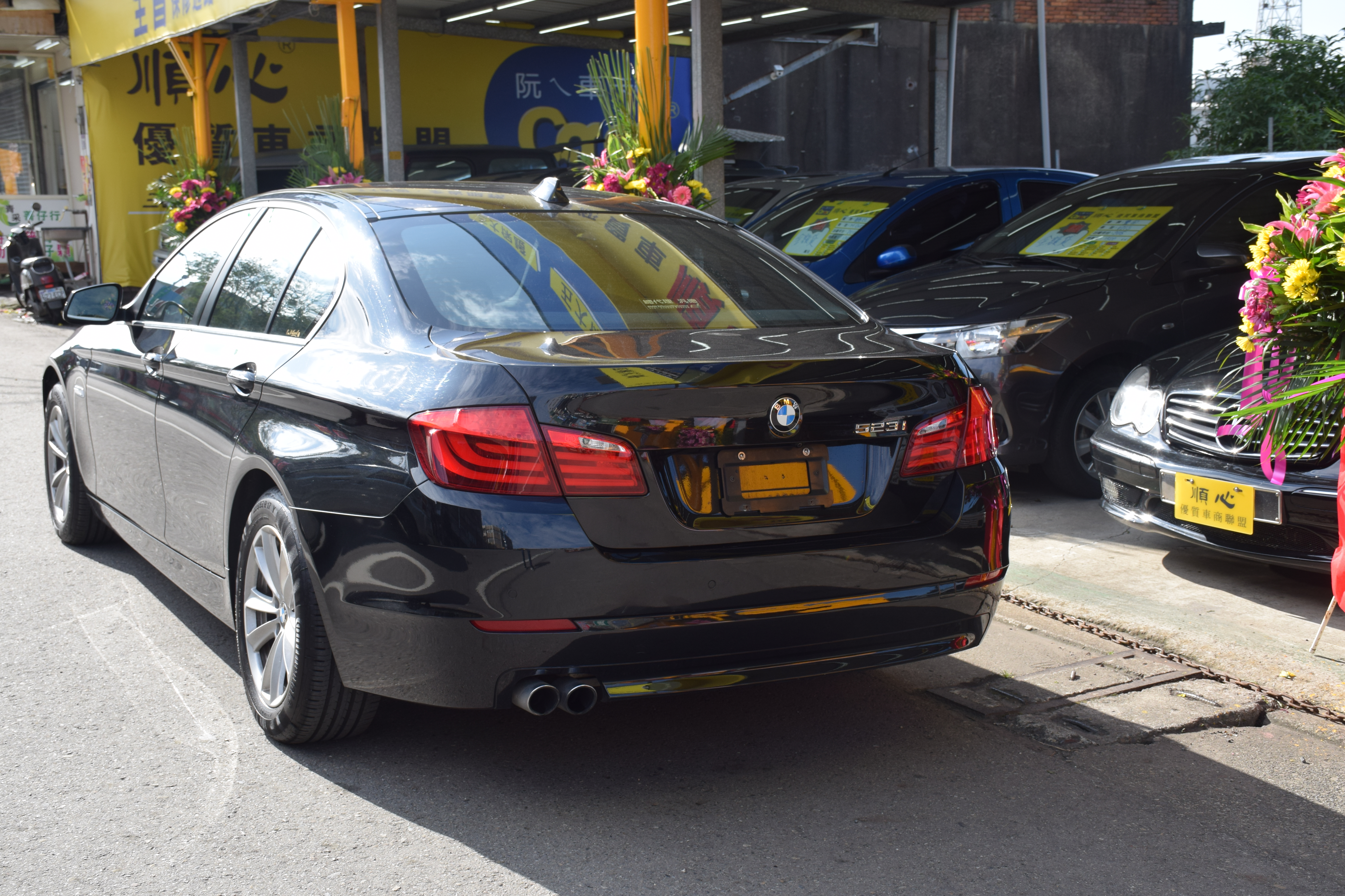 11年 BMW 523I (汎德總代理)  第3張相片