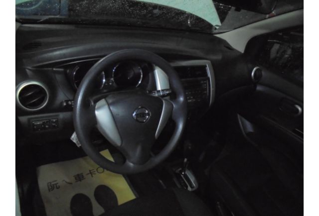 Nissan LIVINA  第9張相片