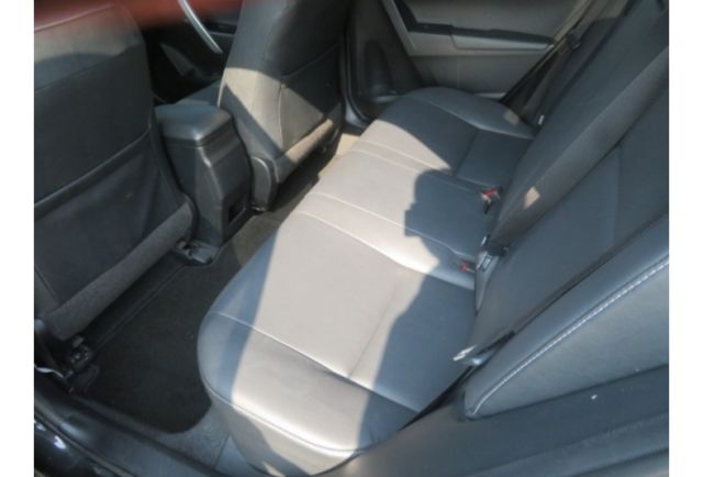 Toyota ALTIS  第9張相片