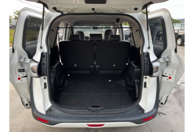 Toyota SIENTA  第5張相片