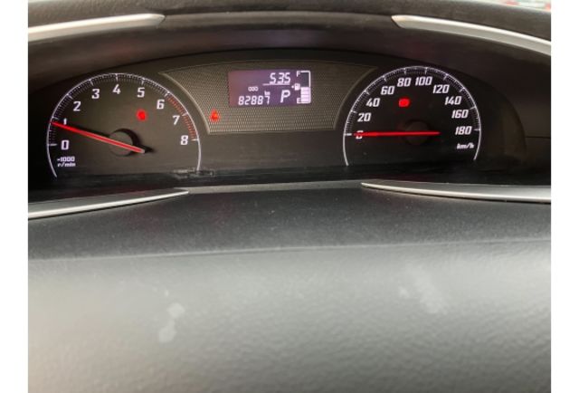 Toyota SIENTA  第8張相片