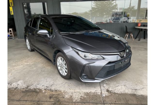 Toyota ALTIS  第2張相片