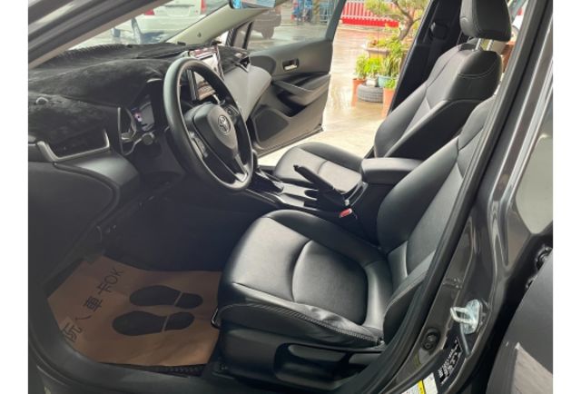 Toyota ALTIS  第8張相片