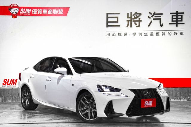 F-Sport 原廠保養僅跑8萬里 車道偏移 倒車顯影 盲點 電動椅  第1張相片