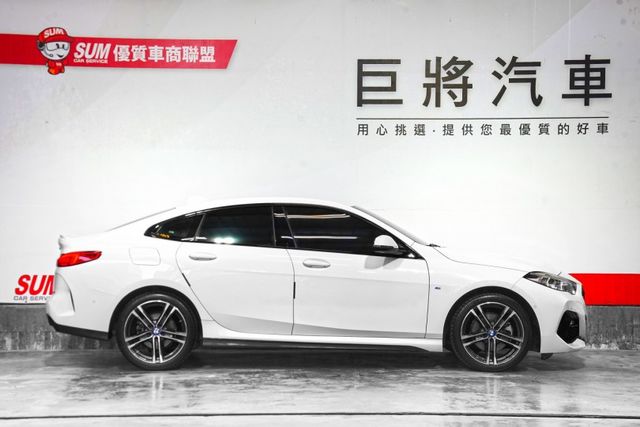 一手車 原版原漆 原廠保固至今年10月 僅跑6.5萬里 導航倒影 電動椅 ACC  第4張相片