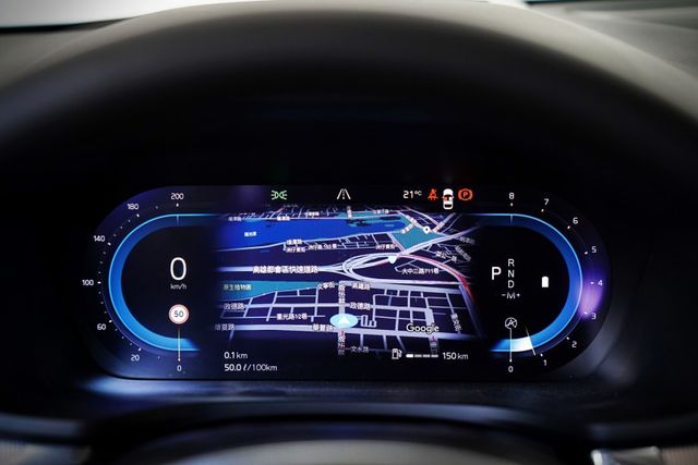 原版件 ACC 車道偏移 盲點 HK音響 抬頭顯示 環景 CARPLAY 電尾門  第13張相片