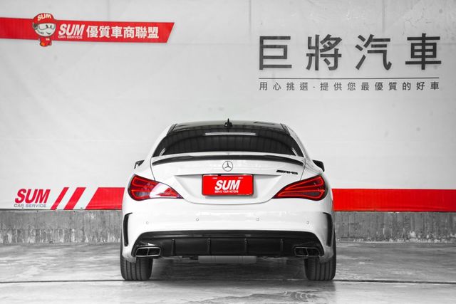 原版件 原廠保養 僅跑8.4萬里 倒車影像 雙電動椅 撥片 AMG小尾翼  第3張相片