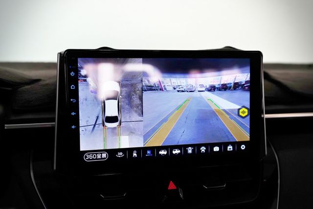 僅跑5.9萬里 導航倒影ACC 車道偏移 恆溫 無線CARPLAY 倒影 改環景  第14張相片