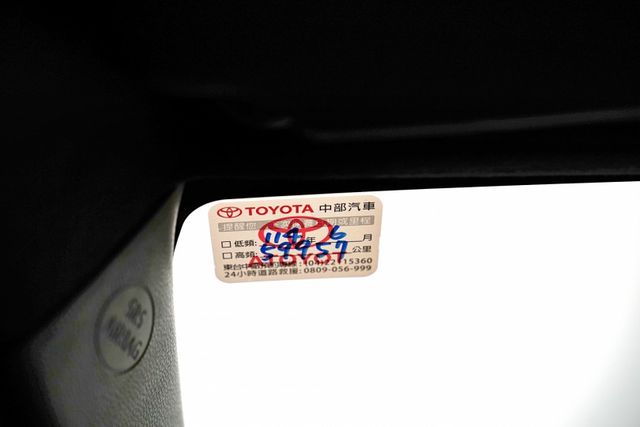 僅跑5.9萬里 導航倒影ACC 車道偏移 恆溫 無線CARPLAY 倒影 改環景  第18張相片