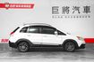一手車僅跑5.4萬里 原版原漆 摸門 電尾門 定速 倒影 數位電視 導航  第4張縮圖