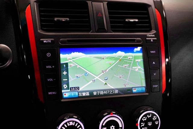 一手車僅跑5.4萬里 原版原漆 摸門 電尾門 定速 倒影 數位電視 導航  第13張相片
