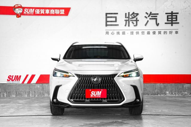 豪華版 一手車 原版原漆 雙電動椅、電尾門、Level2跟車、環景、CARPLA  第2張相片