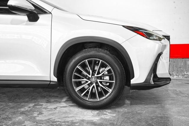 豪華版 一手車 原版原漆 雙電動椅、電尾門、Level2跟車、環景、CARPLA  第5張相片