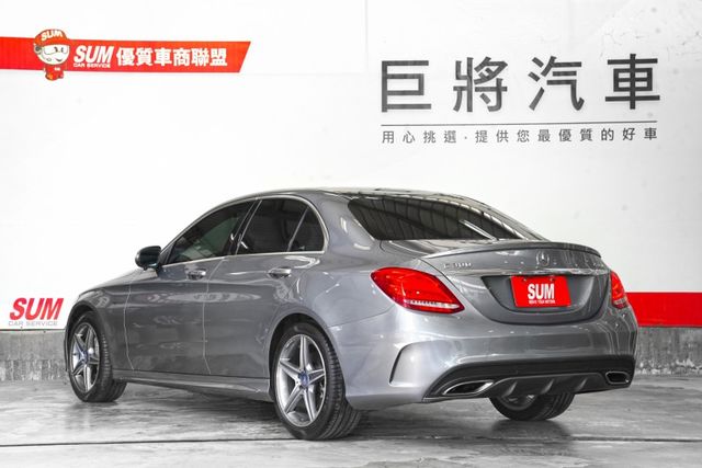 原版件｜AMG、全景天窗、柏林之音、盲點、摸門解鎖、雙電動電熱椅、環景、導航  第6張相片