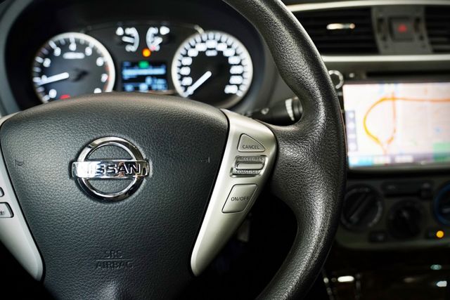 傳奇版 原版件 僅跑9.7萬里 定速、倒車顯影、導航、電視、胎壓偵測、後座出風口  第11張相片
