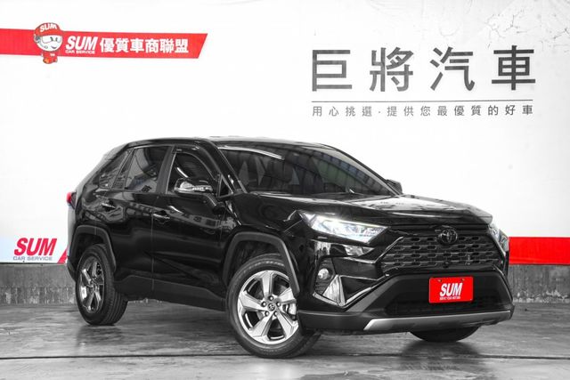 一手車 僅跑8.6萬里 原版件 原廠保養 ACC 車道偏移 盲點 電動電熱椅 電尾門  第1張相片