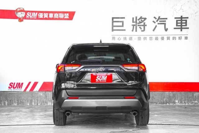 一手車 僅跑8.6萬里 原版件 原廠保養 ACC 車道偏移 盲點 電動電熱椅 電尾門  第3張相片