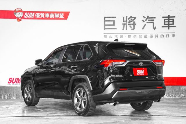 一手車 僅跑8.6萬里 原版件 原廠保養 ACC 車道偏移 盲點 電動電熱椅 電尾門  第6張相片