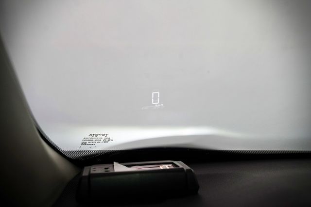 一手車 僅跑8.6萬里 原版件 原廠保養 ACC 車道偏移 盲點 電動電熱椅 電尾門  第15張相片