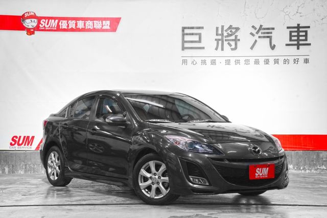 頂級型 一手車僅跑6.7萬里 原版件 原廠保養 天窗、定速、換檔撥片、I-key  第1張相片