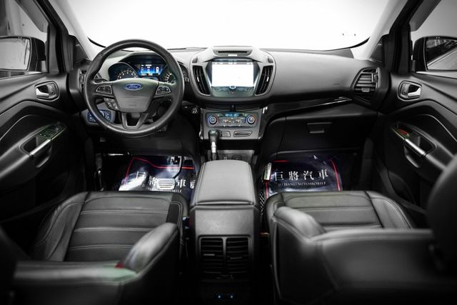 原版原漆僅跑7.9萬里 撥片、全景天窗、CarPlay倒影、電尾門、導航、雙恆溫  第7張相片