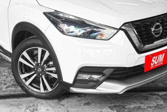 原版件 一手車僅跑5.3萬里 原廠保養 LED頭燈 盲點 定速 車道偏移 環景  第20張相片
