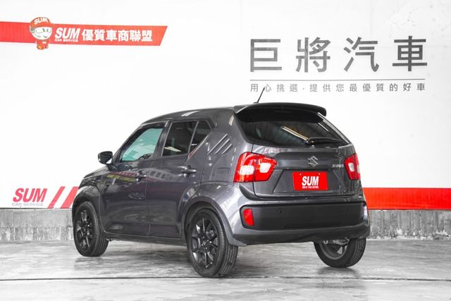 GLX 僅跑6.2萬里 原版原漆 定速、多功能方向盤、恆溫、倒影、改裝安卓機  第6張相片