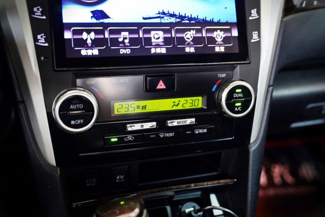 油電G版 原版件 大電池110/2/1已更換 定速、導航、倒影、恆溫、電動椅  第15張相片