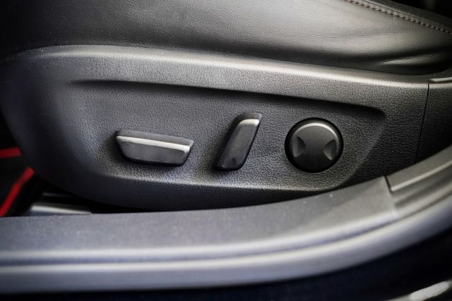僅跑4.5萬里 ACC、車道維持、環景、電動椅記憶椅、導航、盲點、Bose音響  第19張相片