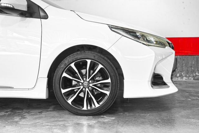 一手車 原版件 LED頭燈 撥片 抬顯 循跡 安卓機 360環景 CARPLAY  第5張相片