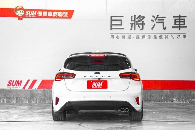 原廠保固 僅跑4.7萬里 撥片 導航 倒影 B&O音響 電動椅  第3張相片