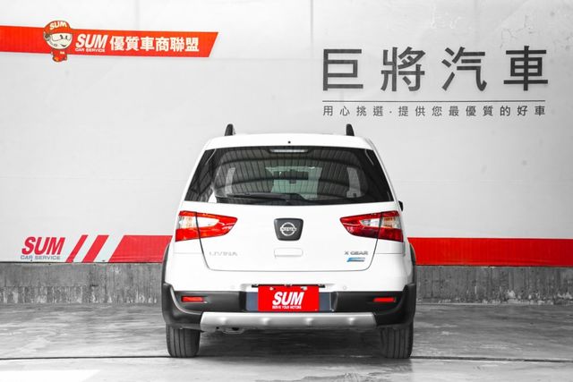 行家皮椅版 僅跑7萬里 原版件 改安卓機 CARPLAY 倒車顯影 導航  第3張相片