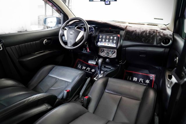 行家皮椅版 僅跑7萬里 原版件 改安卓機 CARPLAY 倒車顯影 導航  第9張相片