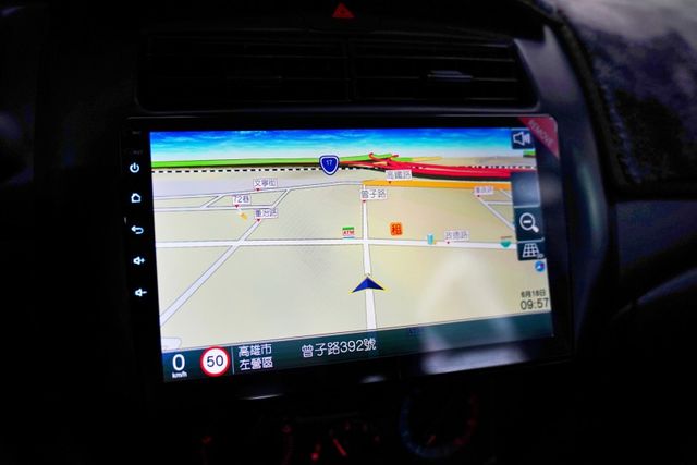 行家皮椅版 僅跑7萬里 原版件 改安卓機 CARPLAY 倒車顯影 導航  第16張相片