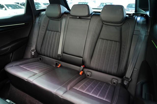 原版件 僅跑2.4萬里 ACC 車道偏移 盲點 環景 電尾門 數位儀表 全景天窗  第8張相片