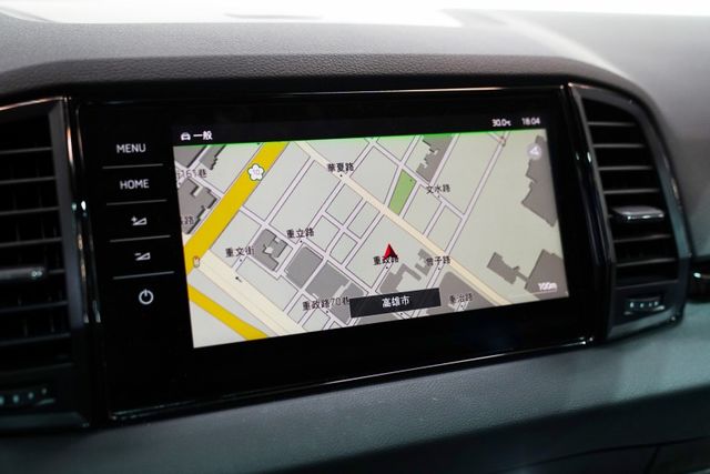 原版件 僅跑2.4萬里 ACC 車道偏移 盲點 環景 電尾門 數位儀表 全景天窗  第13張相片
