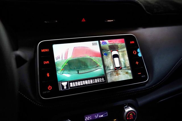 一手車僅跑1.5萬里 ACC 抬頭顯示 環景 CARPLAY 恆溫空調 雙色車頂  第13張相片