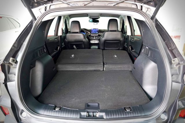 EcoBoost 180旗艦｜僅跑7.4萬里 導航 環景 電尾門 原鈑件 ACC 車道偏移 盲點 數位儀表  第10張相片