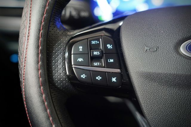 EcoBoost 180旗艦｜僅跑7.4萬里 導航 環景 電尾門 原鈑件 ACC 車道偏移 盲點 數位儀表  第11張相片