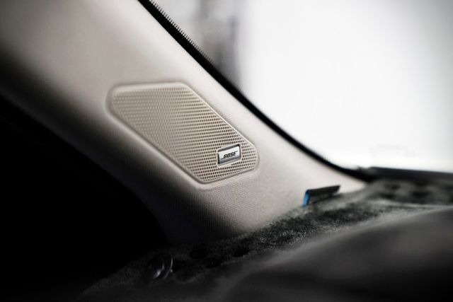 旗艦版｜僅跑2.8萬里 Bose音響 撥片 雙電動椅 導航 環景 電尾門 電尾門 L2跟車  第16張相片