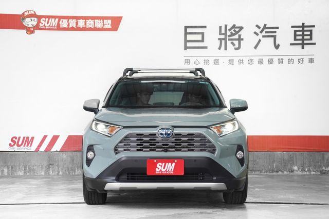 Hybrid旗艦4WD｜一手車 原版件 ACC 車道偏移 盲點 環景 全景天窗 電尾門 電動椅 雙通風椅  第2張相片