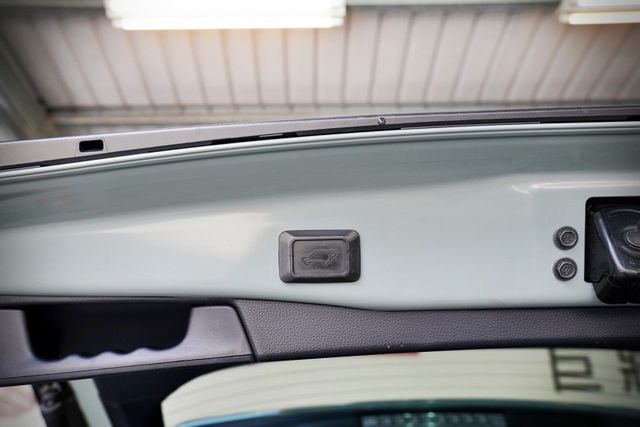 Hybrid旗艦4WD｜一手車 原版件 ACC 車道偏移 盲點 環景 全景天窗 電尾門 電動椅 雙通風椅  第18張相片