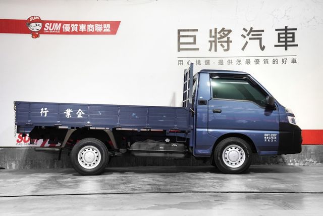 標準貨床手排｜手排 框式 原廠保養 一手車 僅跑3千里  第5張相片