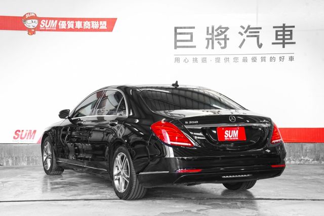 長軸版 原版件 四電吸門 柏林知音 後座總裁座椅 雙魚眼 全景天窗 電尾門  第6張相片