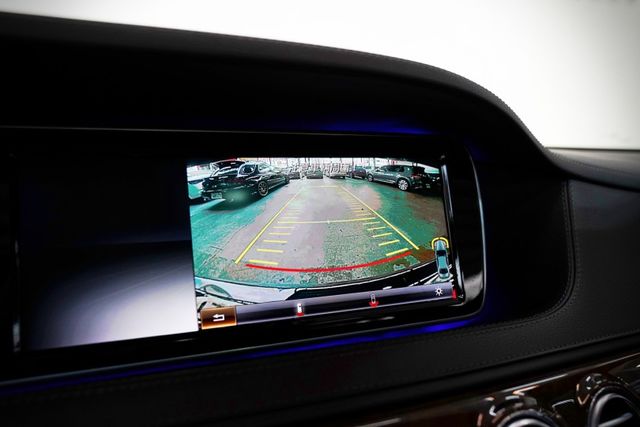 長軸版 原版件 四電吸門 柏林知音 後座總裁座椅 雙魚眼 全景天窗 電尾門  第13張相片