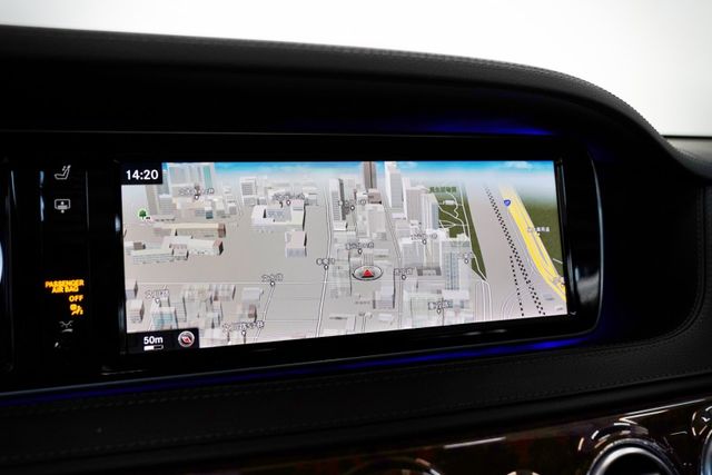 長軸版 原版件 四電吸門 柏林知音 後座總裁座椅 雙魚眼 全景天窗 電尾門  第14張相片