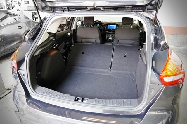 汽油時尚型 原版件 撥片 安卓機含導航+倒車顯影 電視 換檔撥片 自動大燈 電折後視鏡 定速  第10張相片