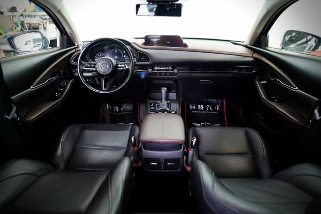 20S Signature｜原廠保養僅跑3.6萬里 ACC車道偏移 盲點 抬顯 電動椅 BOSE環景 電尾門  第7張相片